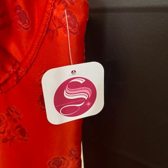 Annika Mini Dress - Picture 13 of 14